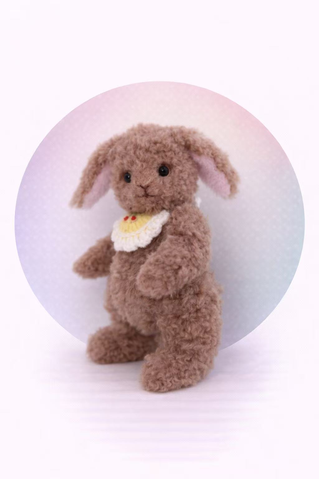 森のうさぎ — ココア色